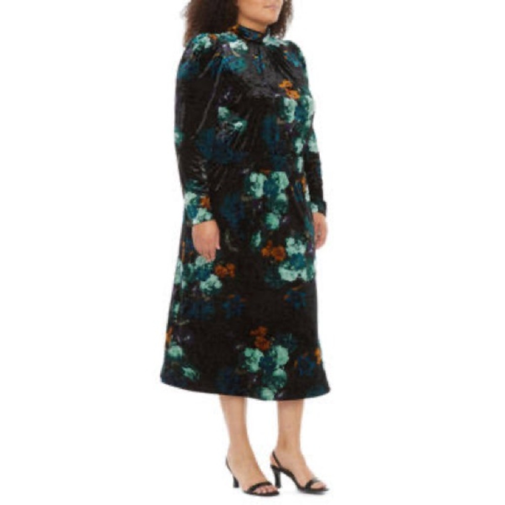 Velour long sleeve floral dress